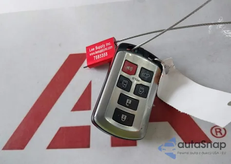 2020 Toyota Sienna Xle Premium из США, поврежденный, VIN 5TDYZ3DC0LS058710